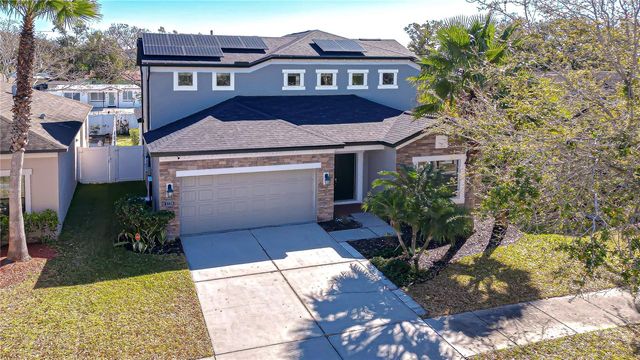 4736 WOODS LANDING LANE, Tampa, FL 33619