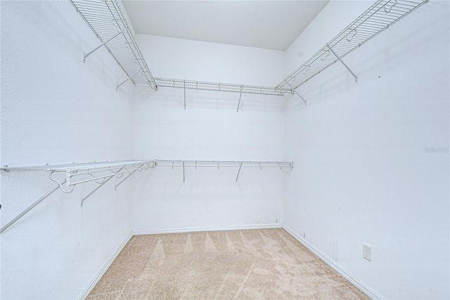 4736 WOODS LANDING LANE, Tampa, FL 33619