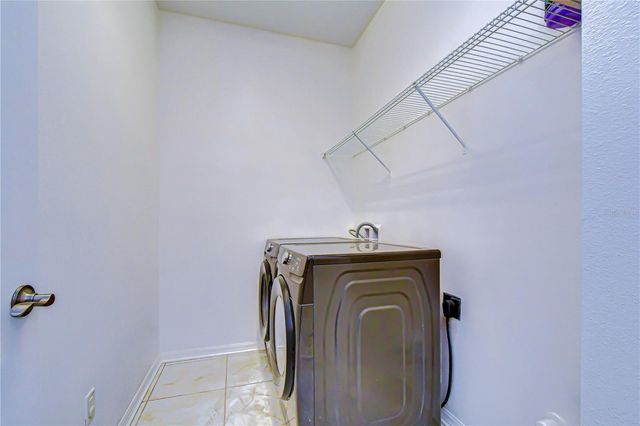 4736 WOODS LANDING LANE, Tampa, FL 33619