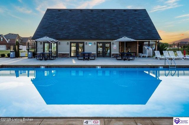 190 Stargaze Drive, Shepherdsville, KY 40165