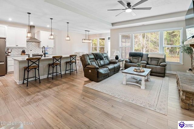 190 Stargaze Drive, Shepherdsville, KY 40165