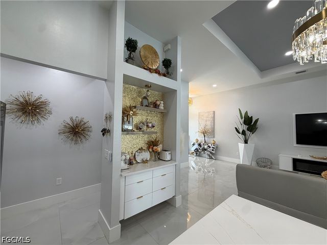 910 VENICE AVE N, Lehigh Acres, FL 33971