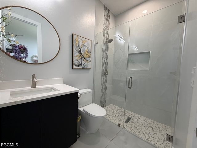 910 VENICE AVE N, Lehigh Acres, FL 33971