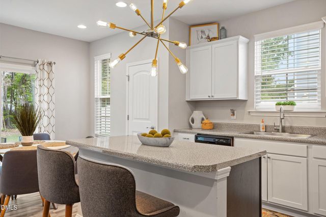 854 Royal Oak Lane, Mebane, NC 27302