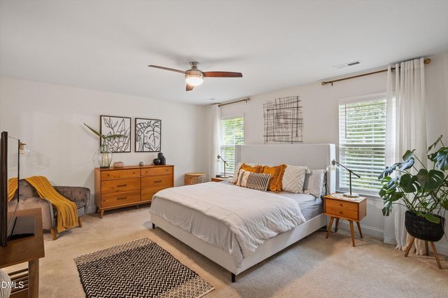 854 Royal Oak Lane, Mebane, NC 27302