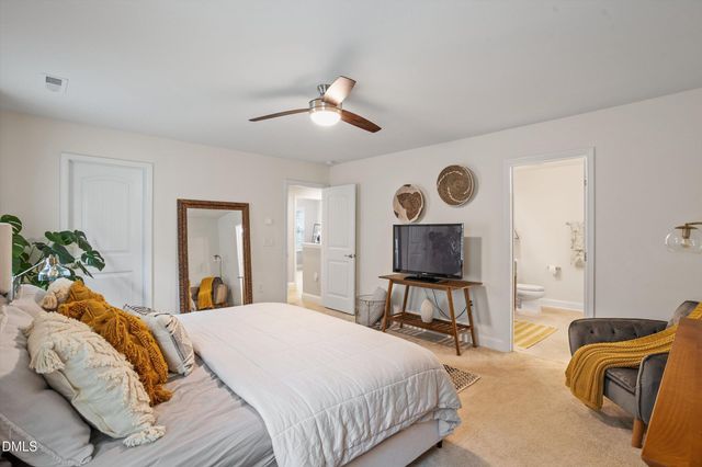 854 Royal Oak Lane, Mebane, NC 27302