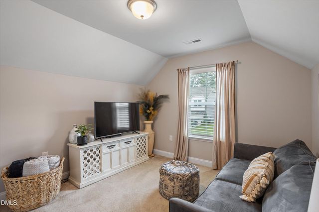 854 Royal Oak Lane, Mebane, NC 27302