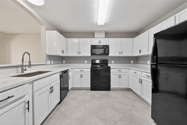 11735 Alief Clodine Road 36, Houston, TX 77072