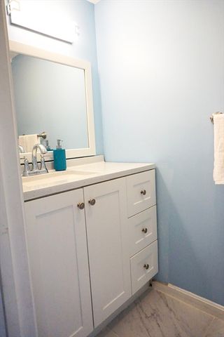 100 Merrimack Ave 125, Dracut, MA 01826