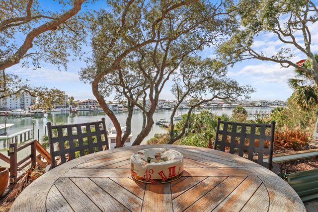 708 Harbor Boulevard, Destin, FL 32541