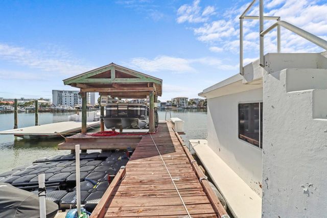 708 Harbor Boulevard, Destin, FL 32541