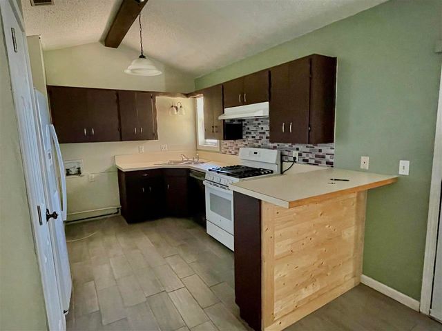 604 Briarwood Ln, Frederick, OK 73542