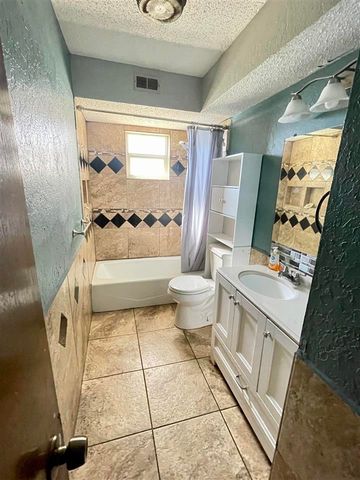 604 Briarwood Ln, Frederick, OK 73542