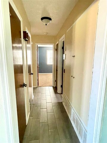 604 Briarwood Ln, Frederick, OK 73542