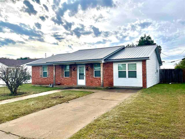 604 Briarwood Ln, Frederick, OK 73542