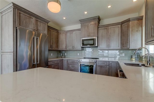 1401 GULF BOULEVARD 205, Clearwater Beach, FL 33767