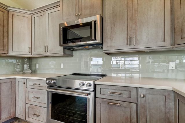 1401 GULF BOULEVARD 205, Clearwater Beach, FL 33767