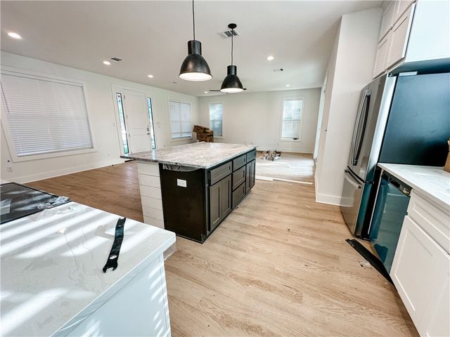 1307 Bayou Woods Drive, College Station, TX 77840