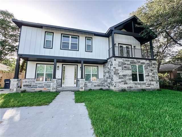1307 Bayou Woods Drive, College Station, TX 77840