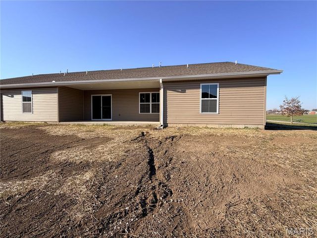 21 Sonata Lane, Troy, IL 62294