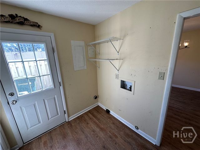 455 Mall Boulevard 56, Savannah, GA 31406