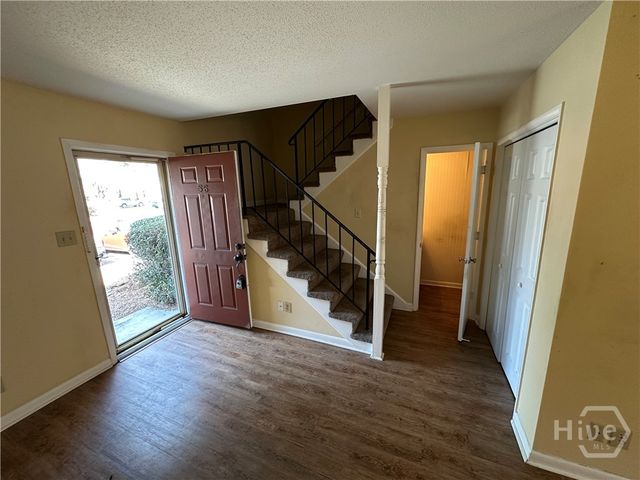 455 Mall Boulevard 56, Savannah, GA 31406