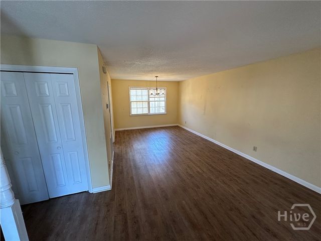 455 Mall Boulevard 56, Savannah, GA 31406