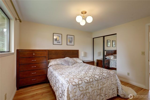 16724 NE 22nd Street, Bellevue, WA 98008