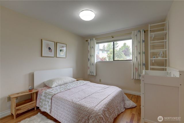 16724 NE 22nd Street, Bellevue, WA 98008