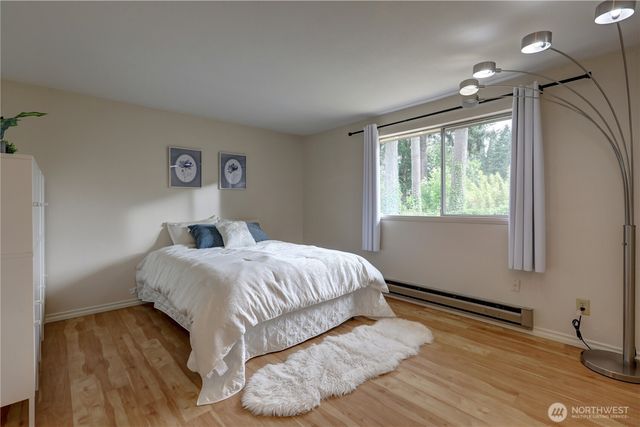 16724 NE 22nd Street, Bellevue, WA 98008