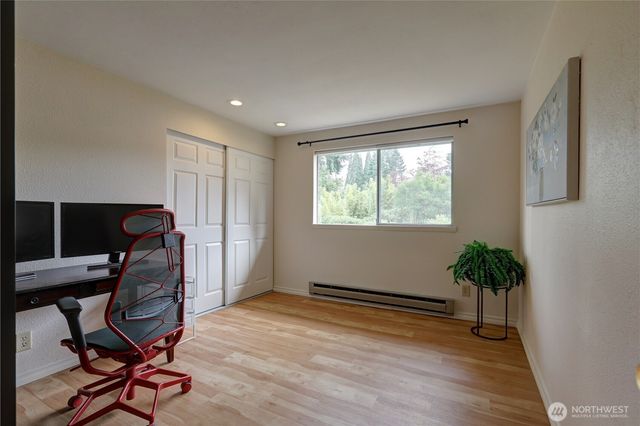 16724 NE 22nd Street, Bellevue, WA 98008