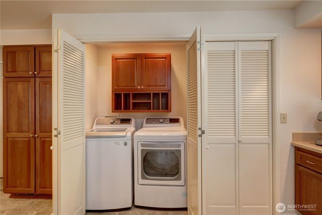 16724 NE 22nd Street, Bellevue, WA 98008