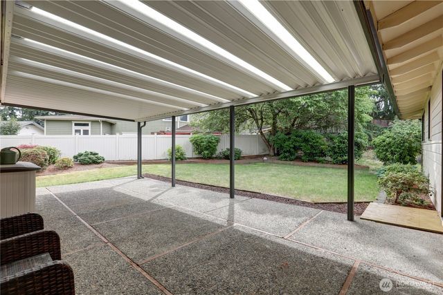 16724 NE 22nd Street, Bellevue, WA 98008