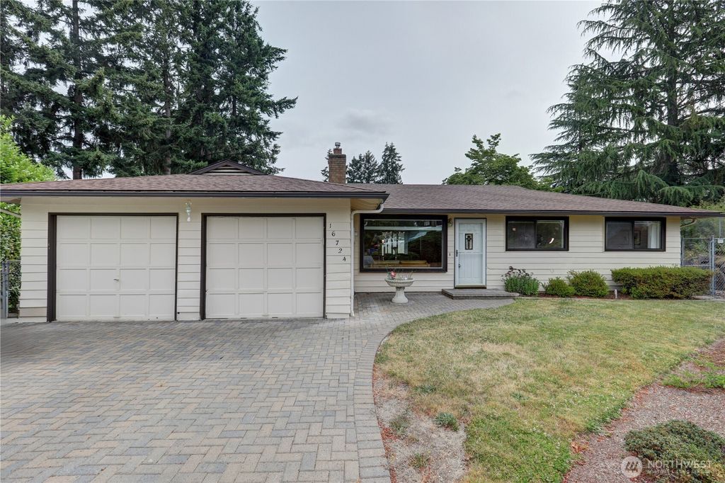 16724 NE 22nd Street, Bellevue, WA 98008