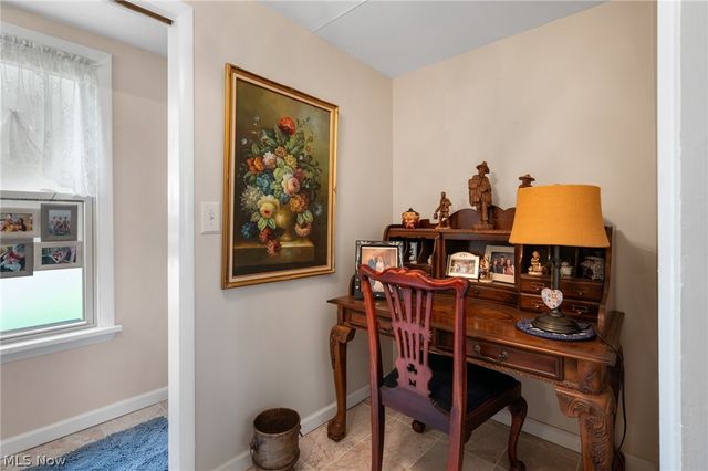 6560 Barton Road, North Olmsted, OH 44070