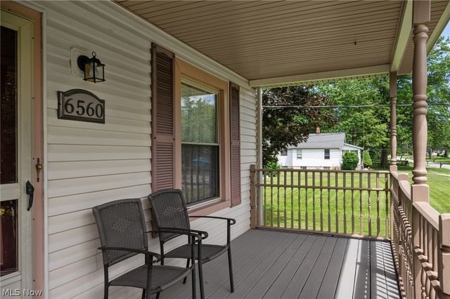 6560 Barton Road, North Olmsted, OH 44070