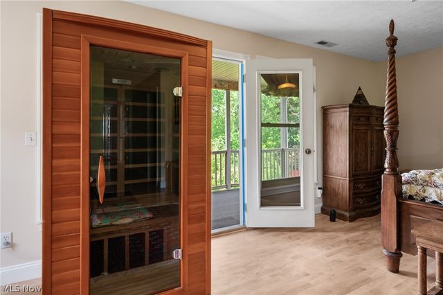 6560 Barton Road, North Olmsted, OH 44070