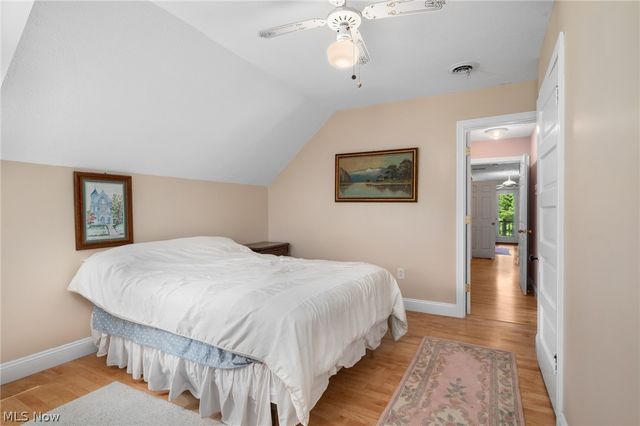 6560 Barton Road, North Olmsted, OH 44070