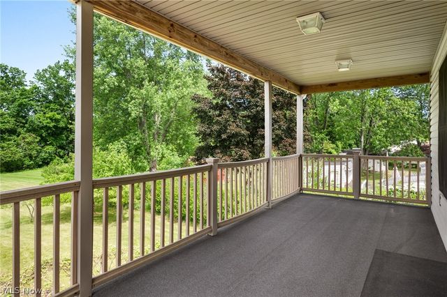 6560 Barton Road, North Olmsted, OH 44070