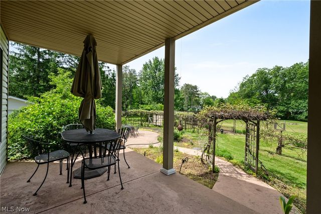 6560 Barton Road, North Olmsted, OH 44070