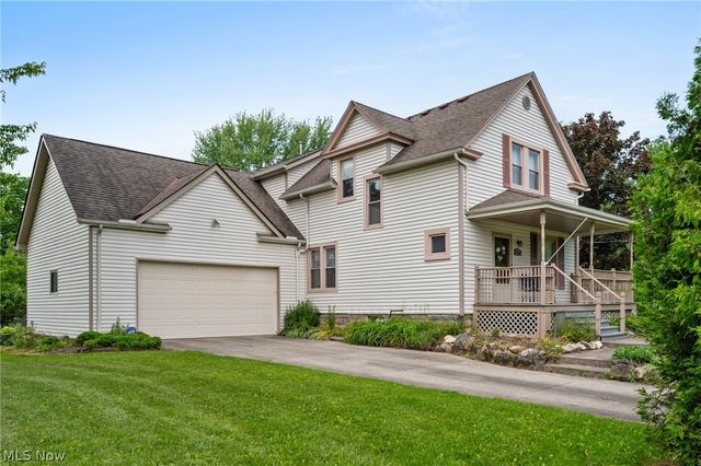 6560 Barton Road, North Olmsted, OH 44070