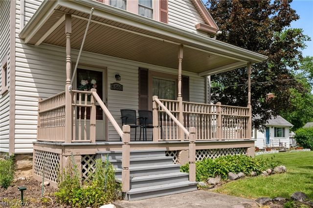 6560 Barton Road, North Olmsted, OH 44070