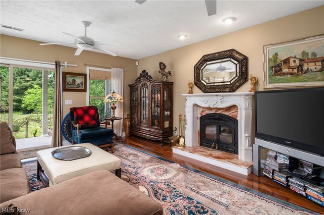 6560 Barton Road, North Olmsted, OH 44070