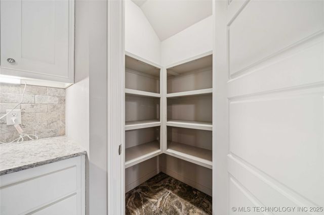 24133 E 145th Street S, Coweta, OK 74429