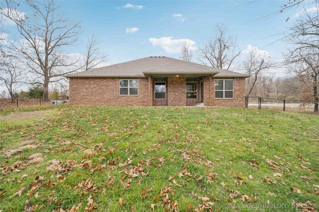 24133 E 145th Street S, Coweta, OK 74429