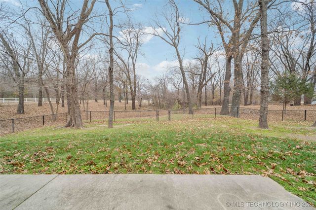 24133 E 145th Street S, Coweta, OK 74429