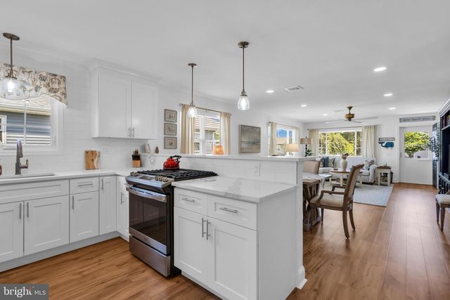 112 DAVENPORT RD, Toms River, NJ 08757