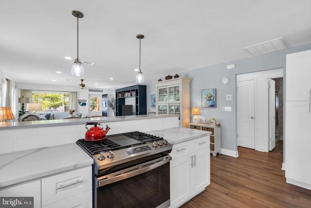 112 DAVENPORT RD, Toms River, NJ 08757