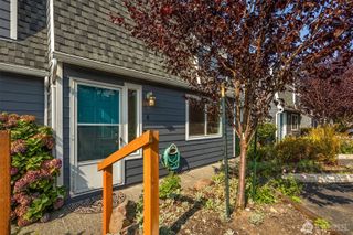 1421 W Casino Road #A4, Everett, WA 98204