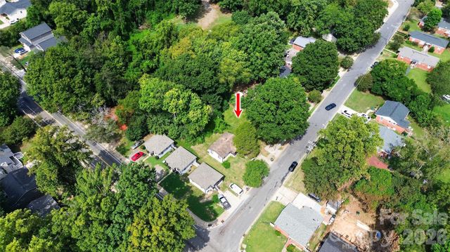 2011 Erie Street, Charlotte, NC 28216